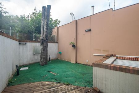 Casa à venda com 297m², 4 quartos e sem vagaQuintal