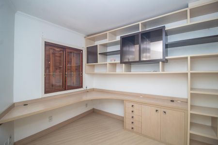 Casa à venda com 297m², 4 quartos e sem vagaQuarto