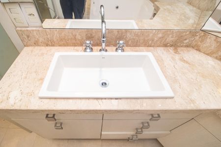 Casa à venda com 297m², 4 quartos e sem vagaBanheiro suíte 2