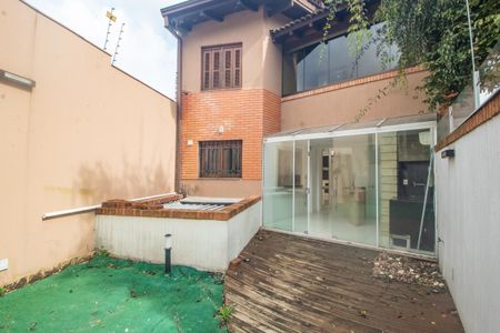 Casa à venda com 297m², 4 quartos e sem vagaQuintal