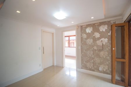 Casa à venda com 297m², 4 quartos e sem vagaCorredor