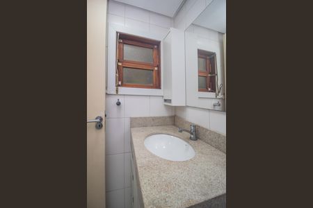 Casa à venda com 297m², 4 quartos e sem vagaBanheiro 5