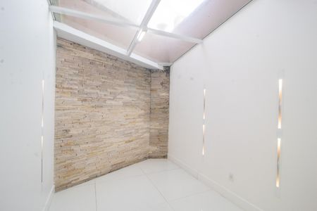 Casa à venda com 297m², 4 quartos e sem vagaSala