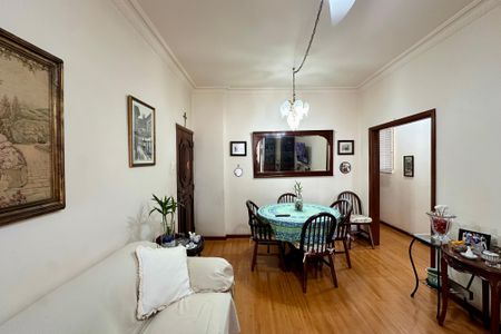 Apartamento à venda com 95m², 3 quartos e sem vaga Apartamento à venda com 95m², 3 quartos e sem vagaSala