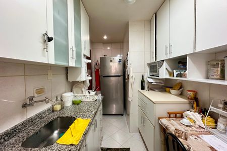 Apartamento à venda com 95m², 3 quartos e sem vaga Apartamento à venda com 95m², 3 quartos e sem vagaCozinha