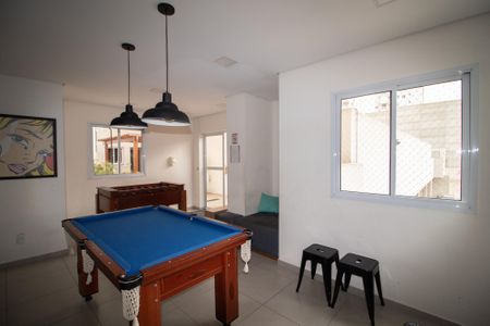 Apartamento à venda com 42m², 2 quartos e 1 vaga Apartamento à venda com 42m², 2 quartos e 1 vagaÁrea comum - Salão de festas