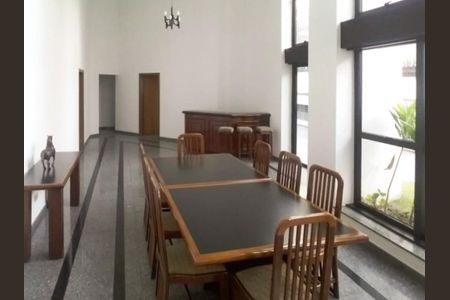 Apartamento para alugar com 200m², 3 quartos e 3 vagas Apartamento para alugar com 200m², 3 quartos e 3 vagasÁrea comum - Salão de festas