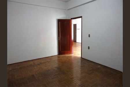 Apartamento à venda com 113m², 2 quartos e sem vaga