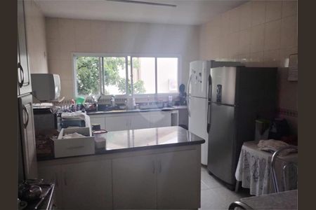 Casa à venda com 417m², 5 quartos e 4 vagas