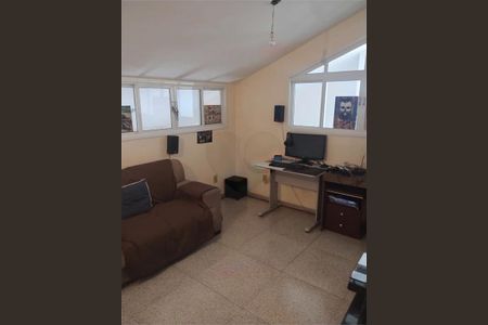 Casa à venda com 417m², 5 quartos e 4 vagas