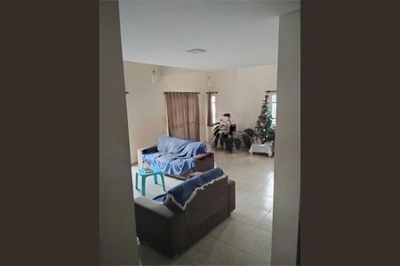 Casa à venda com 417m², 5 quartos e 4 vagas