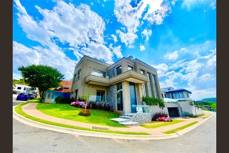 Casa à venda com 447m², 4 quartos e 6 vagas