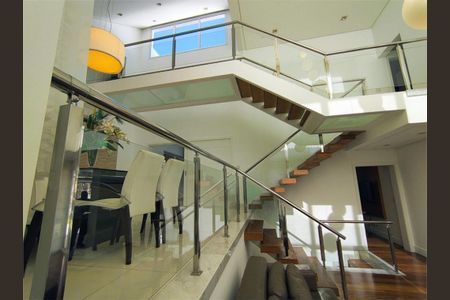 Casa à venda com 410m², 4 quartos e 5 vagas