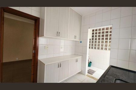 Casa à venda com 102m², 3 quartos e 2 vagas