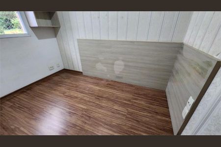 Casa à venda com 102m², 3 quartos e 2 vagas