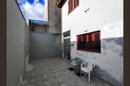 Casa à venda com 180m², 3 quartos e 2 vagas