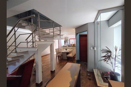 Casa à venda com 180m², 3 quartos e 2 vagas