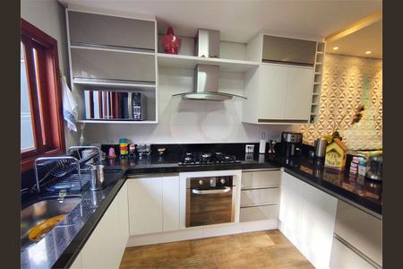 Casa à venda com 180m², 3 quartos e 2 vagas