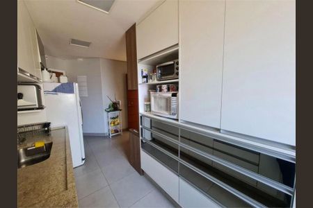 Apartamento à venda com 220m², 4 quartos e 3 vagas