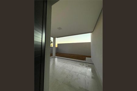 Casa à venda com 170m², 3 quartos e 1 vaga