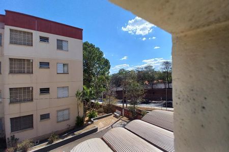 Apartamento à venda com 64m², 2 quartos e 1 vaga Apartamento à venda com 64m², 2 quartos e 1 vagaVista da Área de Serviço