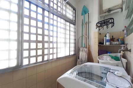 Apartamento à venda com 64m², 2 quartos e 1 vaga Apartamento à venda com 64m², 2 quartos e 1 vagaÁrea de Serviço