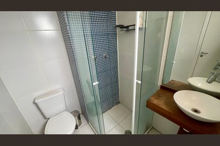 Apartamento à venda com 57m², 3 quartos e 1 vaga Apartamento à venda com 57m², 3 quartos e 1 vagaBanheiro 1