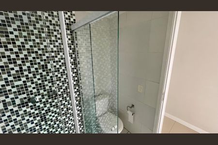 Apartamento à venda com 57m², 3 quartos e 1 vaga Apartamento à venda com 57m², 3 quartos e 1 vagaBanheiro 2