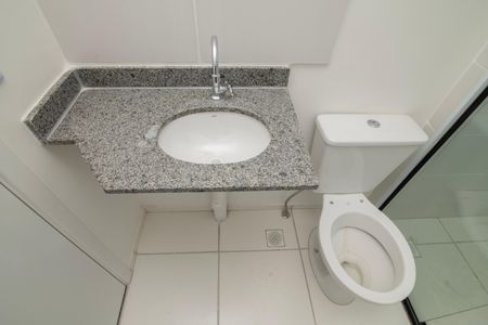 Apartamento para alugar com 56m², 2 quartos e 1 vaga Apartamento para alugar com 56m², 2 quartos e 1 vagaBanheiro do Quarto 2 Suíte