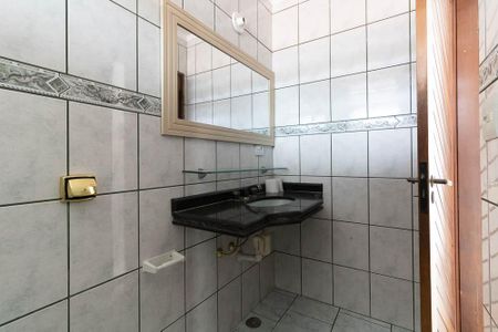 Apartamento à venda com 64m², 2 quartos e 1 vaga Apartamento à venda com 64m², 2 quartos e 1 vagaBanheiro