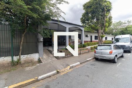 Apartamento à venda com 64m², 2 quartos e 1 vaga Apartamento à venda com 64m², 2 quartos e 1 vagaMercado