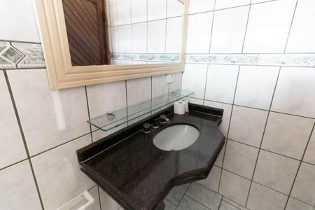 Apartamento à venda com 64m², 2 quartos e 1 vaga Apartamento à venda com 64m², 2 quartos e 1 vagaBanheiro