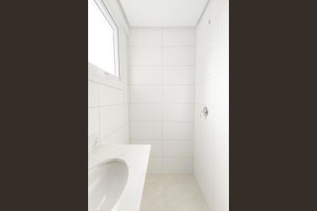 Apartamento para alugar com 60m², 2 quartos e sem vagaBanheiro da Suíte