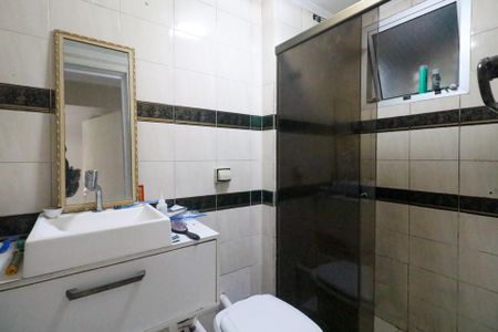 Apartamento à venda com 57m², 2 quartos e 1 vaga Apartamento à venda com 57m², 2 quartos e 1 vagaBanheiro