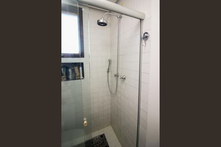 Apartamento à venda com 74m², 2 quartos e 2 vagasBanheiro da Suíte