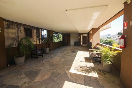 Apartamento à venda com 74m², 2 quartos e 2 vagasHall de entrada