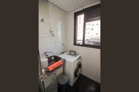 Apartamento à venda com 74m², 2 quartos e 2 vagasÁrea de Serviço