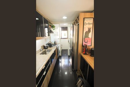 Apartamento à venda com 74m², 2 quartos e 2 vagasCozinha