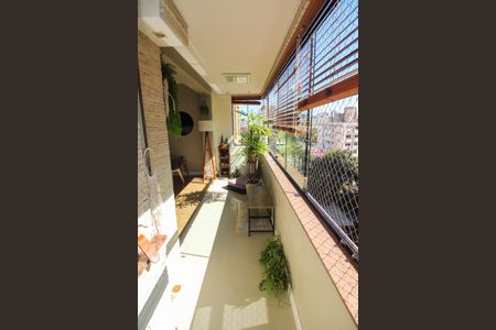 Apartamento à venda com 74m², 2 quartos e 2 vagasVaranda da Sala