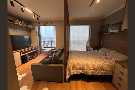 Sala de apartamento à venda com 1 quarto, 31m² em Vila Tolstoi, São Paulo