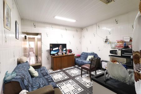 Casa à venda com 150m², 6 quartos e sem vaga Casa à venda com 150m², 6 quartos e sem vagaCozinha casa 2