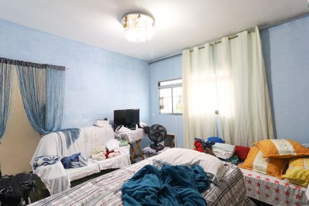 Casa à venda com 150m², 6 quartos e sem vaga Casa à venda com 150m², 6 quartos e sem vagaQuarto casa 2