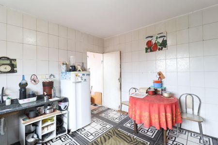 Casa à venda com 150m², 6 quartos e sem vaga Casa à venda com 150m², 6 quartos e sem vagaCozinha casa 1