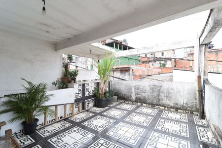 Casa à venda com 150m², 6 quartos e sem vaga Casa à venda com 150m², 6 quartos e sem vagaTerraço casa 2