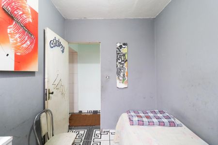 Casa à venda com 150m², 6 quartos e sem vaga Casa à venda com 150m², 6 quartos e sem vagaQuarto 2 casa 1