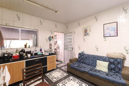 Casa à venda com 150m², 6 quartos e sem vaga Casa à venda com 150m², 6 quartos e sem vagaCozinha casa 2