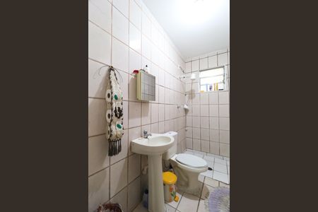 Casa à venda com 150m², 6 quartos e sem vaga Casa à venda com 150m², 6 quartos e sem vagaBanheiro casa 3