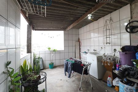 Casa à venda com 150m², 6 quartos e sem vaga Casa à venda com 150m², 6 quartos e sem vagaÁrea de serviço casa 2