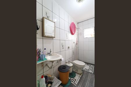 Casa à venda com 150m², 6 quartos e sem vaga Casa à venda com 150m², 6 quartos e sem vagaBanheiro casa 1