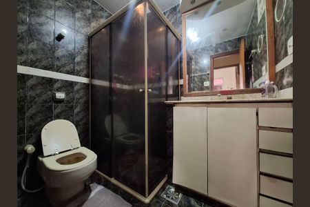 Apartamento à venda com 60m², 2 quartos e sem vaga Apartamento à venda com 60m², 2 quartos e sem vagaBanheiro